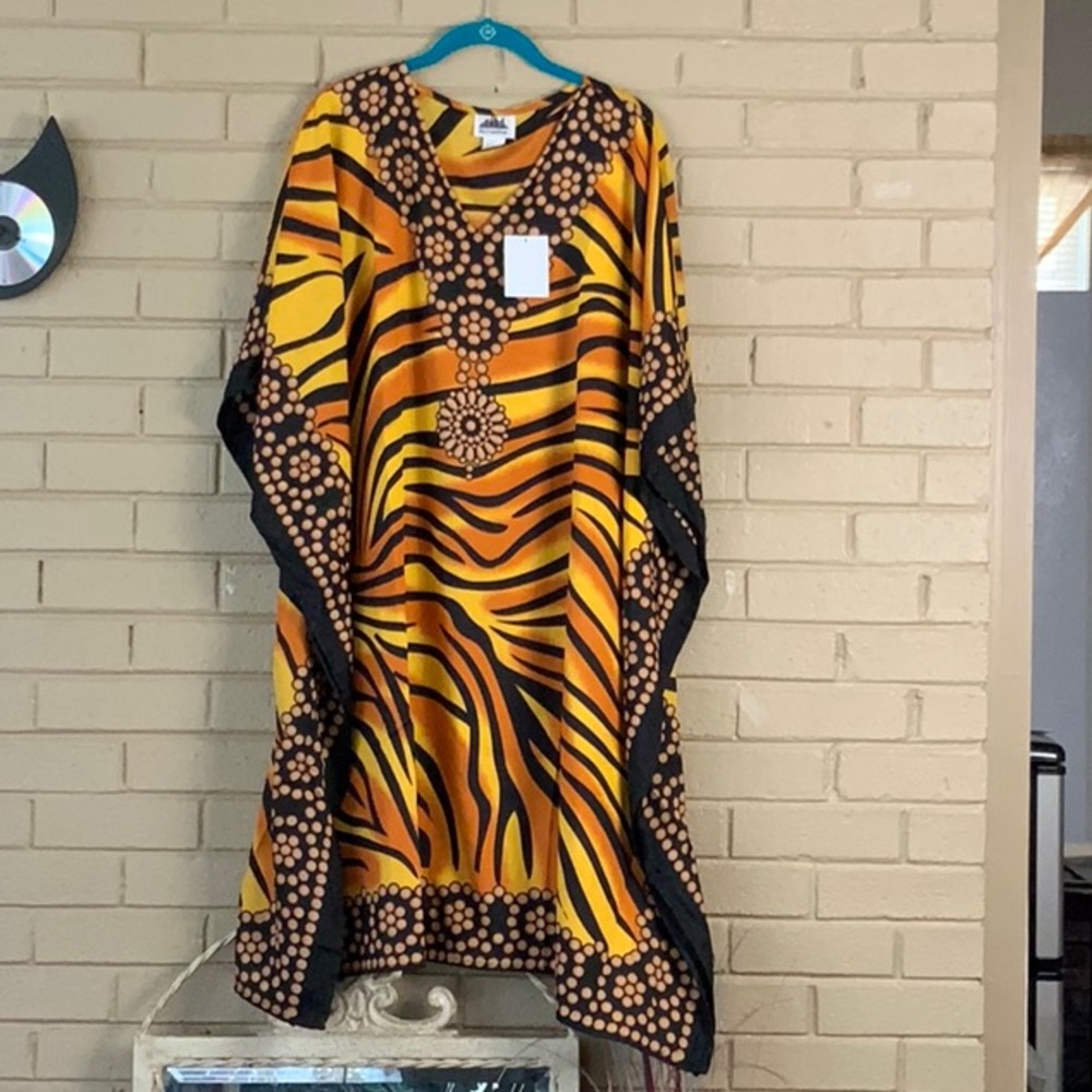 Metropolitan afghan size OS NWT